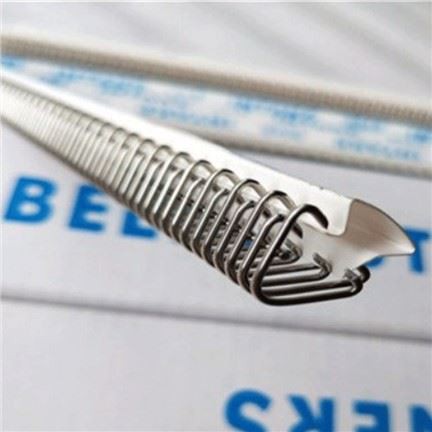 Upevňovací prvky pásu